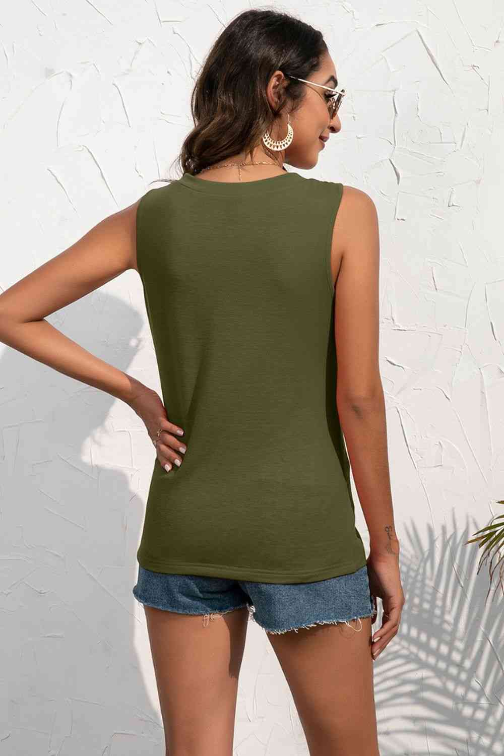 Buttoned Deep V Tank - TRENDMELO