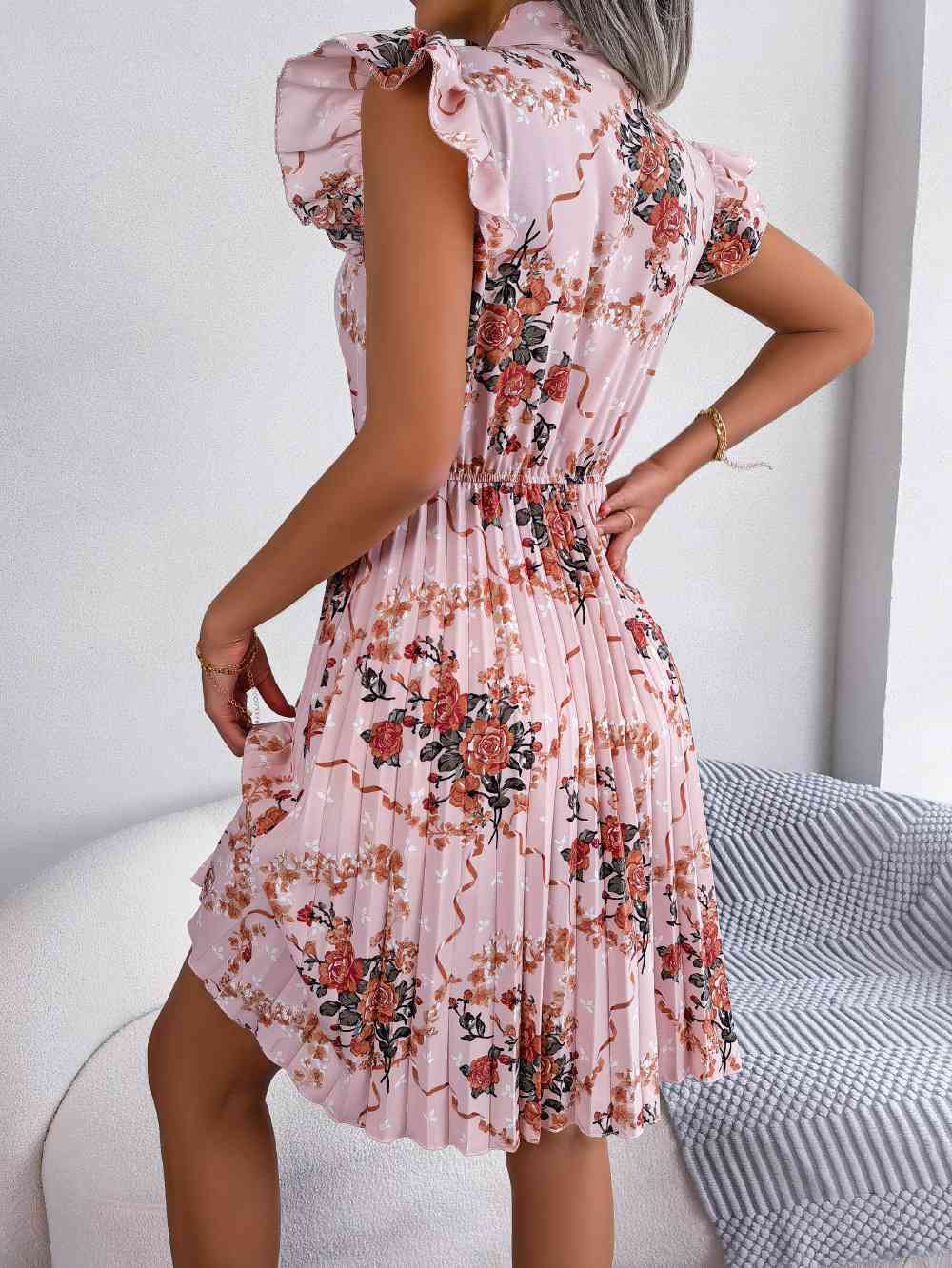 Pleated Floral Printed Tie Neck Knee Length Dress - TRENDMELO