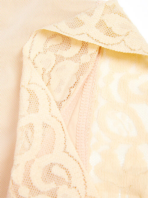 Full Size Lace Detail Hook-and-Eye Shaping Shorts - TRENDMELO