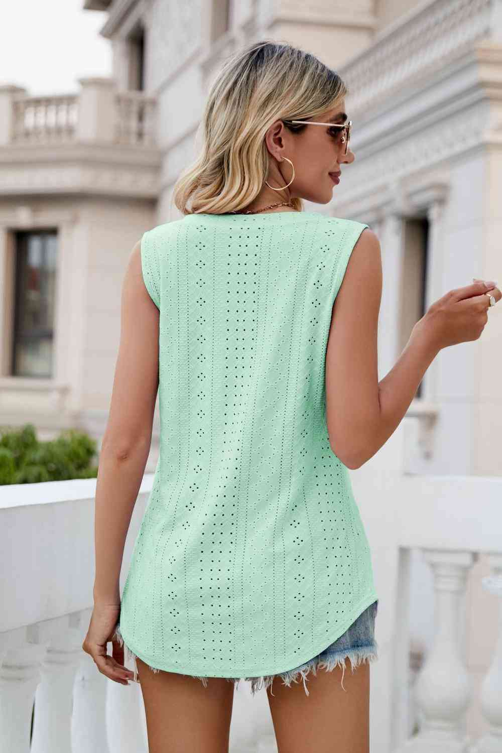 Eyelet V-Neck Tank - TRENDMELO