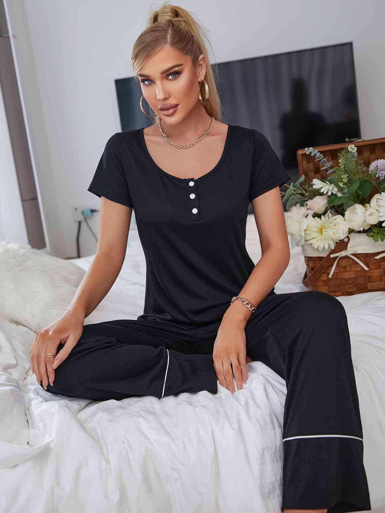Scoop Neck Top and Elastic Waist Pants Lounge Set - TRENDMELO
