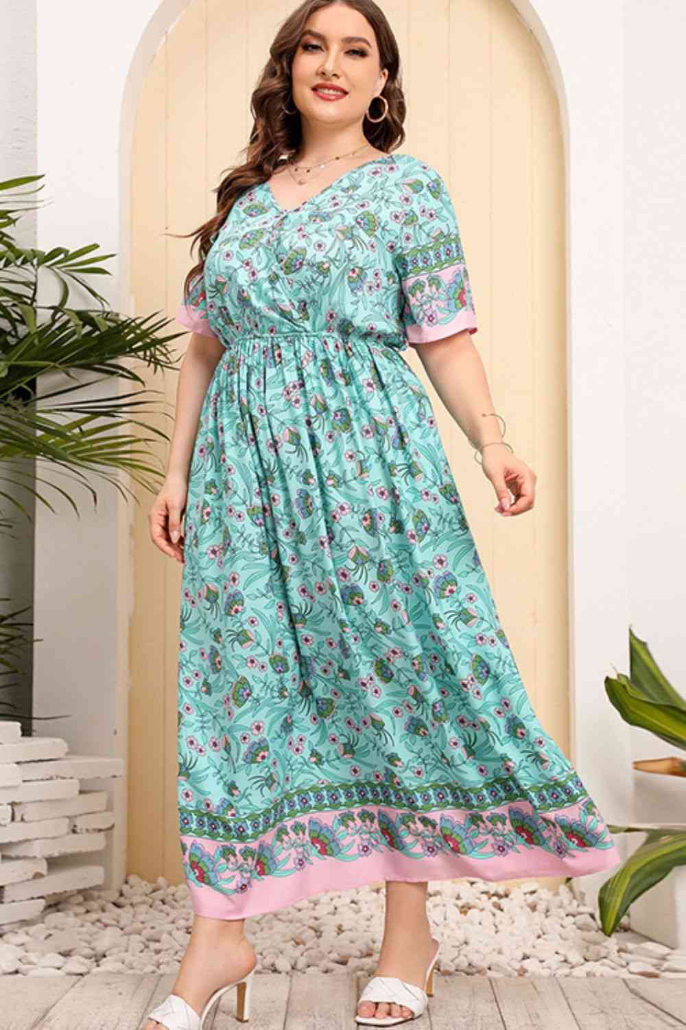 Plus Size Bohemian V-Neck Short Sleeve Maxi Dress - TRENDMELO