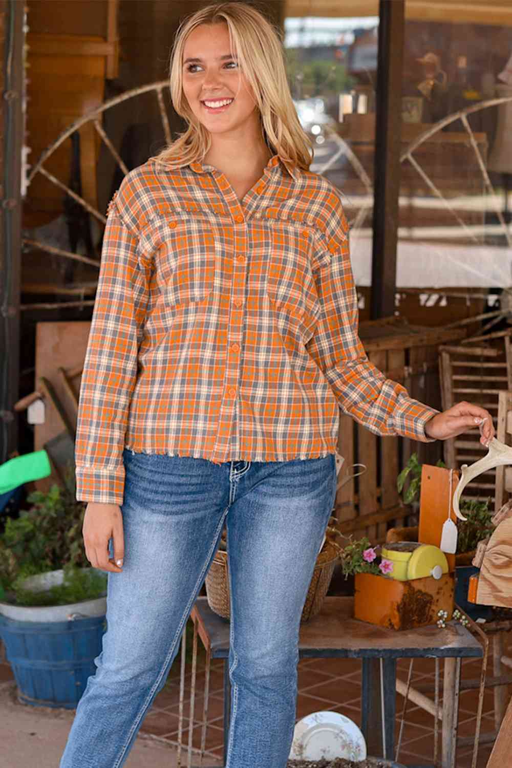 Plaid Collared Neck Shirt - TRENDMELO