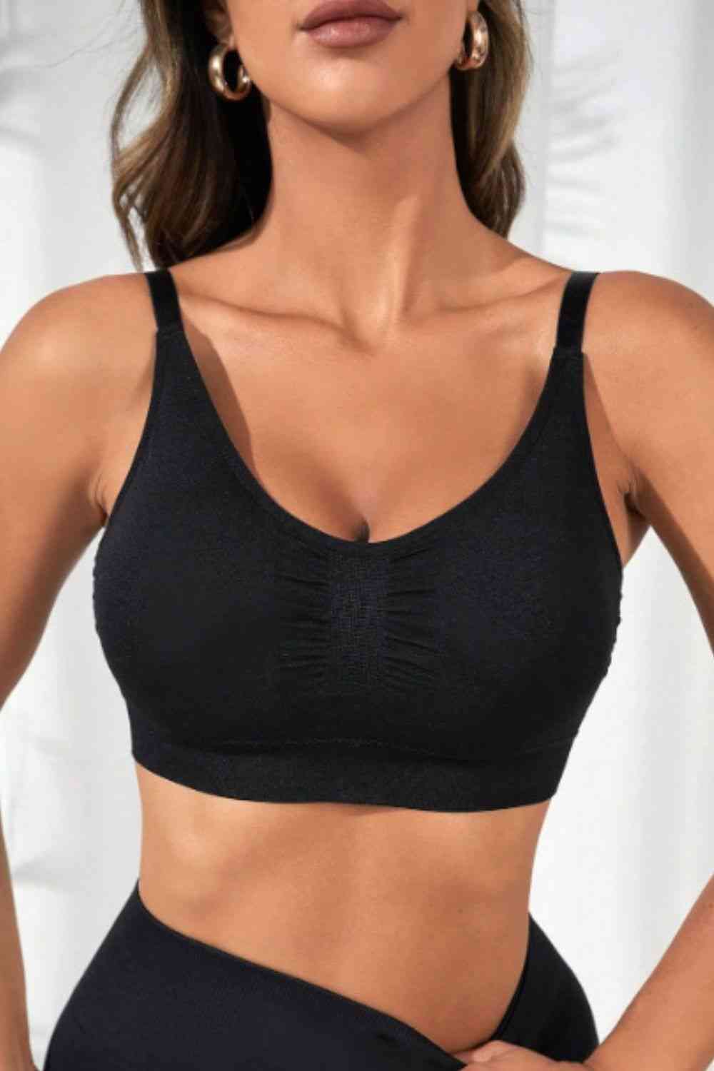 Scoop Neck Cropped Active Bra - TRENDMELO