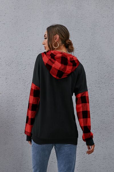 Plaid Drawstring Dropped Shoulder Hoodie - TRENDMELO
