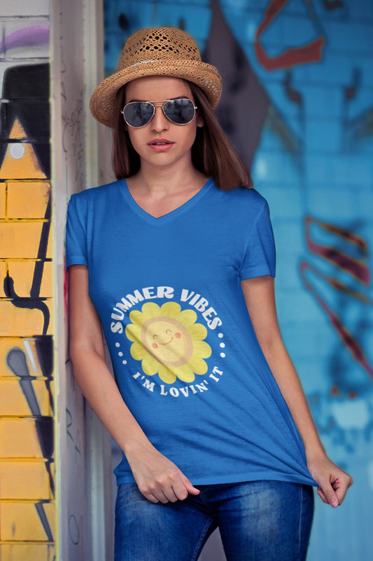 Trendmelo Women's Graphic V-Neck Summer T-Shirt - Summer Vibes - I'm Lovin' It | 100% Cotton, Semi-Fitted