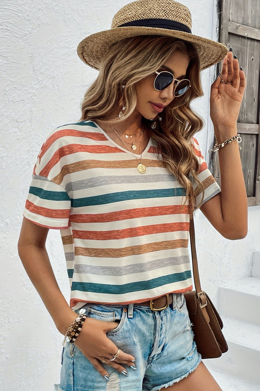 Trendmelo Stylish Women's Contrast Color V-neck Casual T-Shirt - Striped/ Plaid Polyester Tee