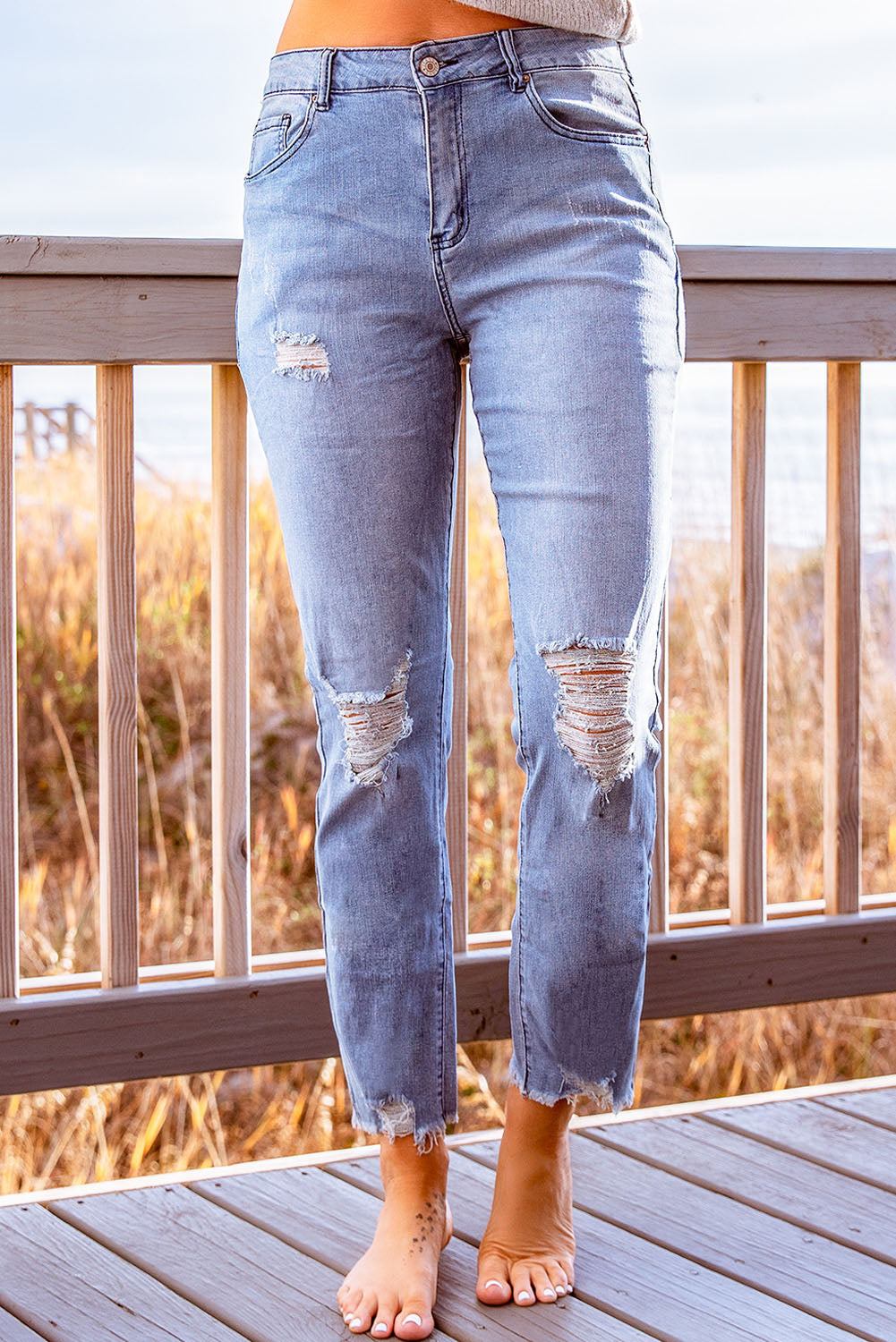 Stylish Distressed Cropped Jeans - TRENDMELO