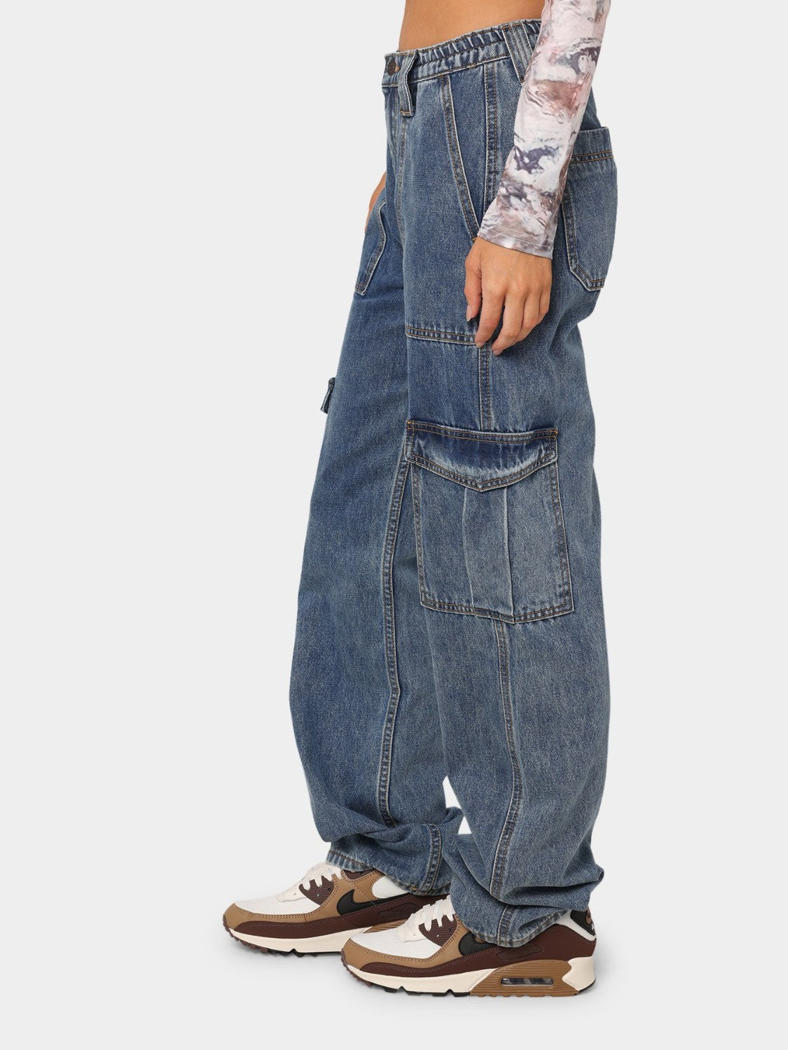 Straight Jeans with Pockets - TRENDMELO