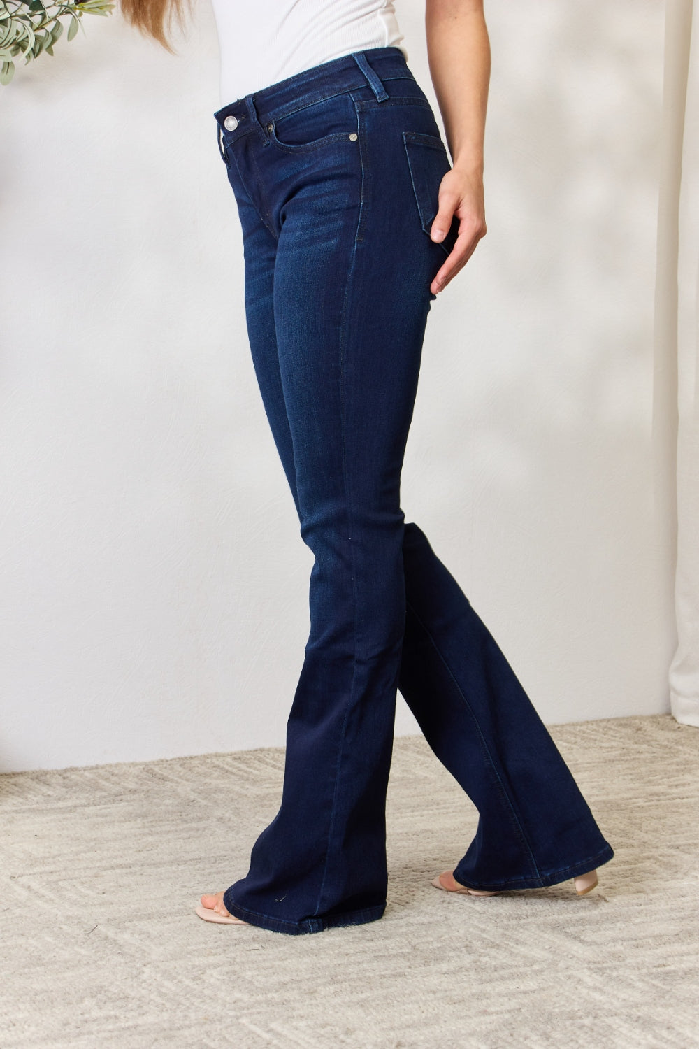 Kancan Full Size Mid Rise Flare Jeans - TRENDMELO