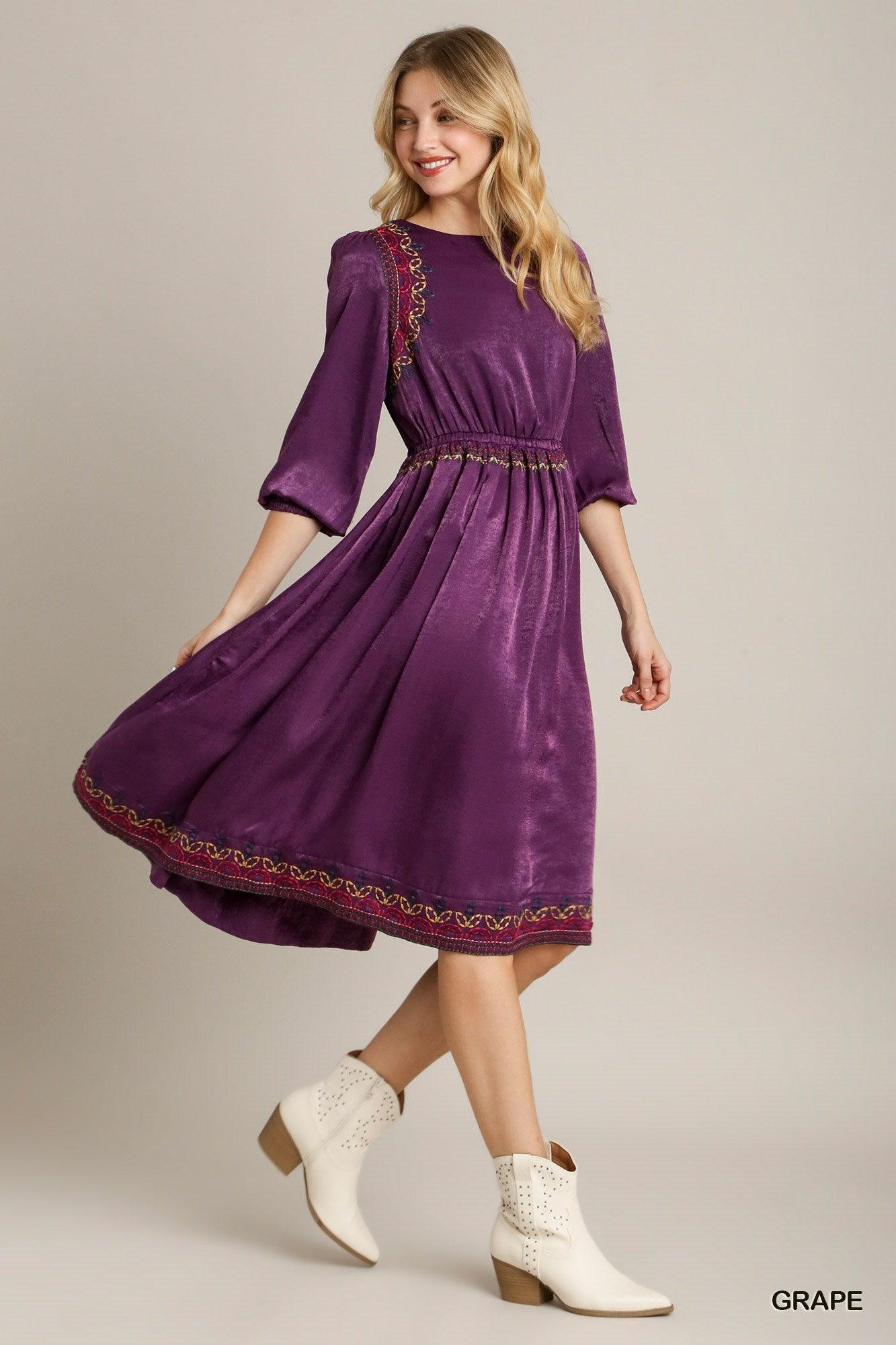 Trendmelo Satin Round Neck Embroidery Midi Dress