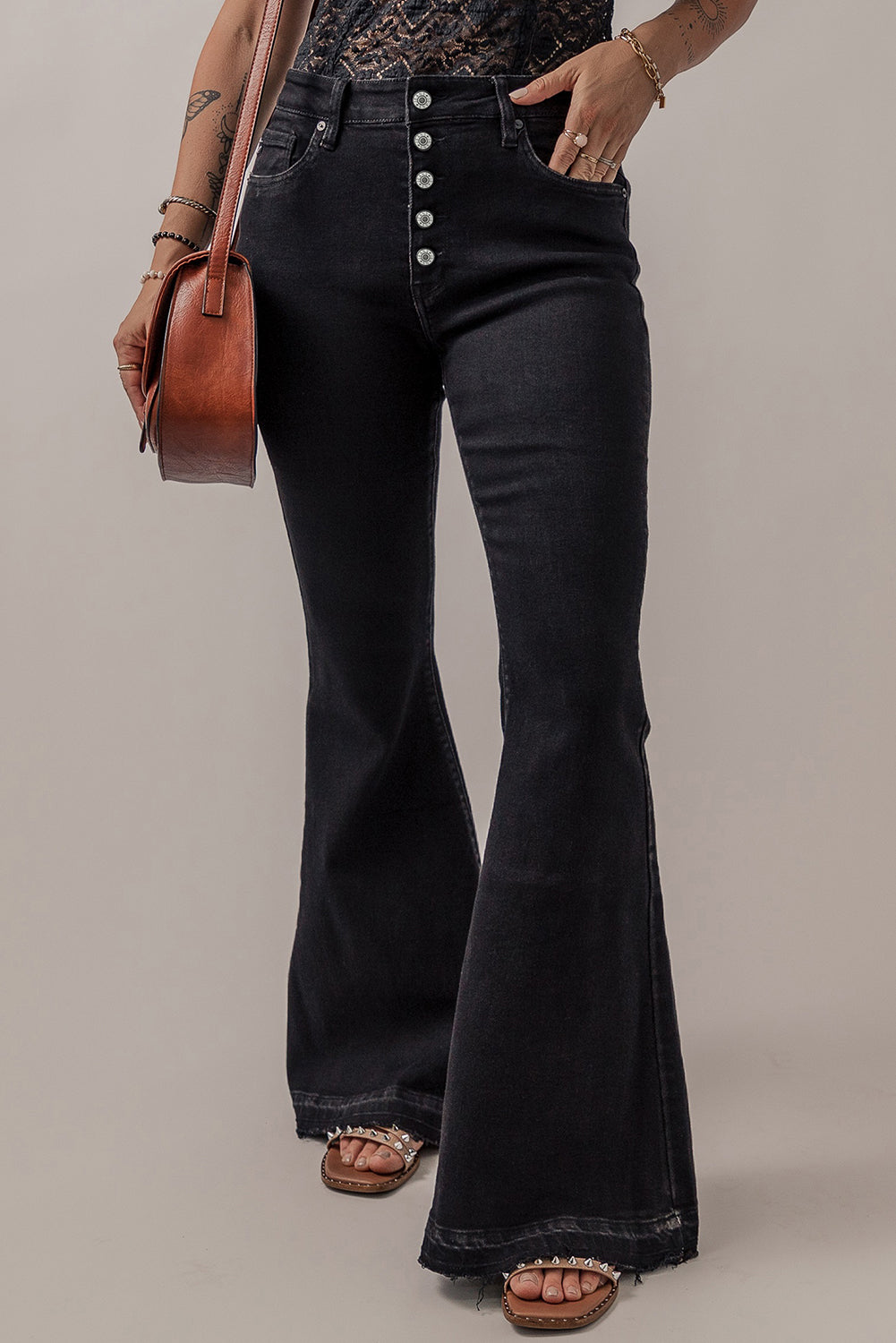 Button-Fly Flare Jeans with Pockets - TRENDMELO