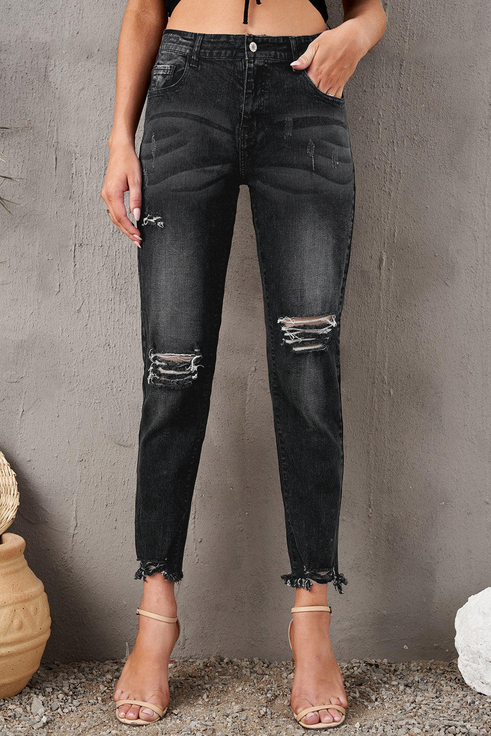 Stylish Distressed Cropped Jeans - TRENDMELO