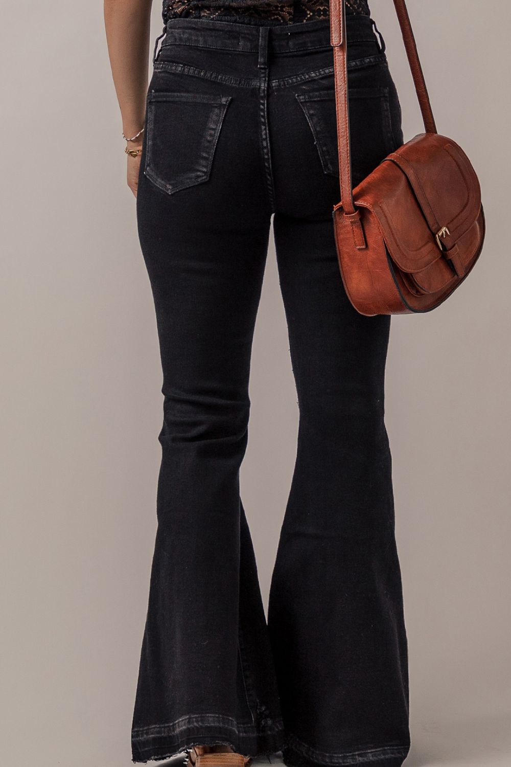 Button-Fly Flare Jeans with Pockets - TRENDMELO