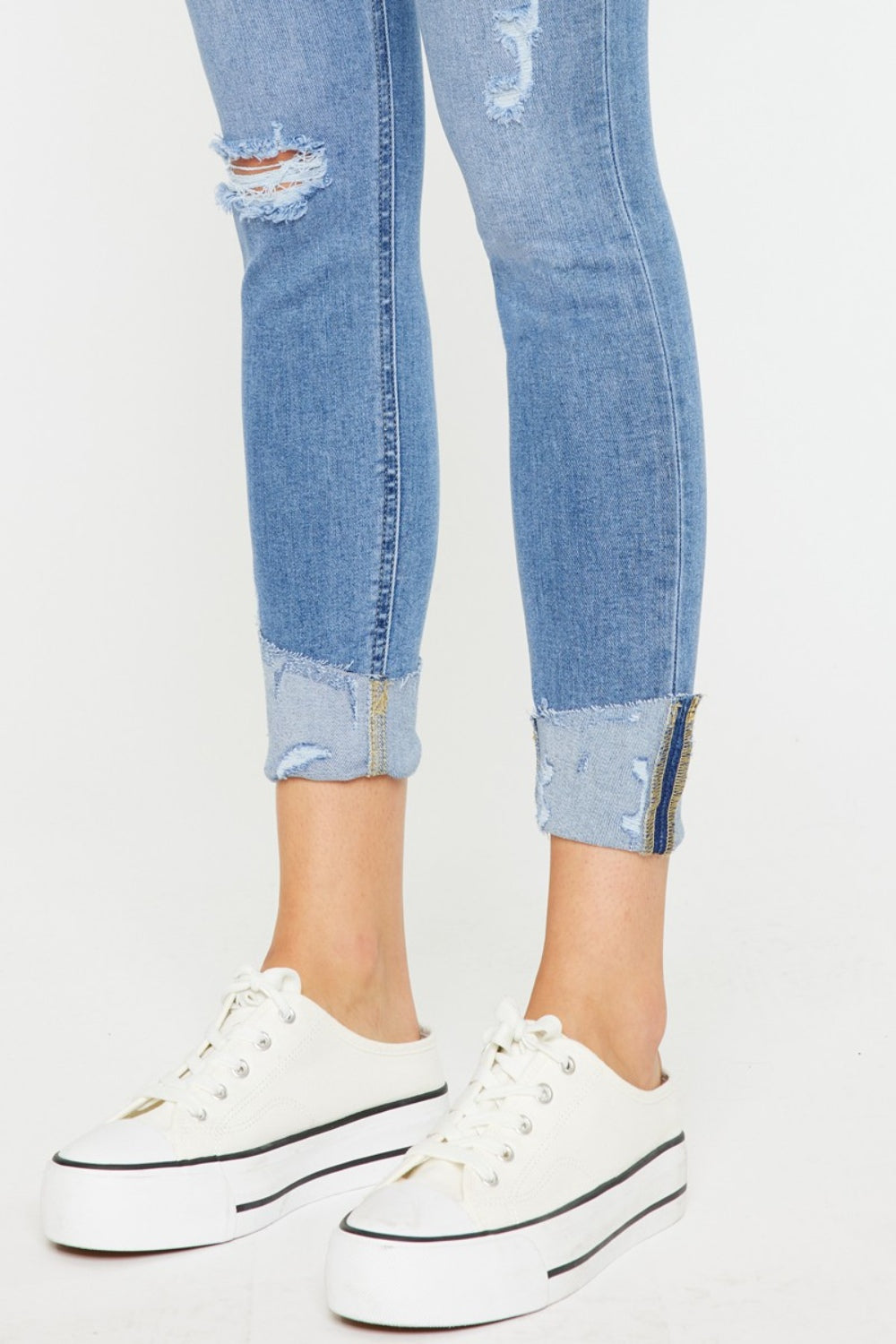 Kancan Distressed Cat's Whiskers Button Fly Jeans - TRENDMELO