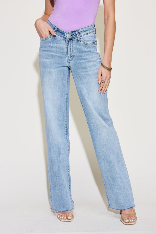 Judy Blue Full Size V Front Waistband Straight Jeans - TRENDMELO