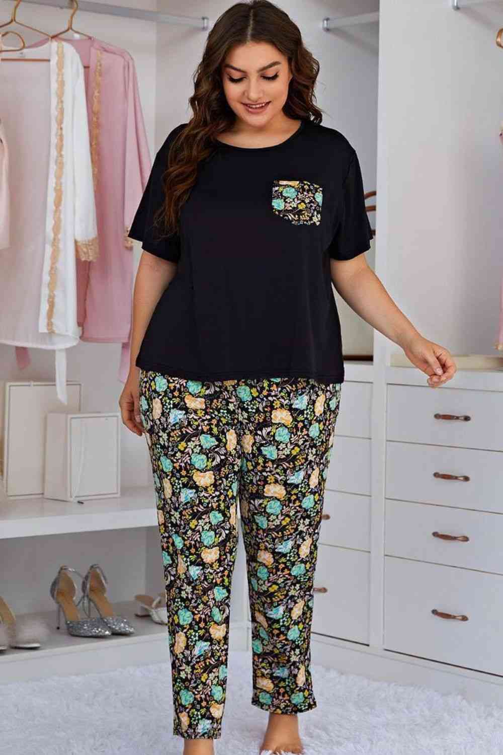 Plus Size Contrast Round Neck Tee and Floral Pants Lounge Set - TRENDMELO