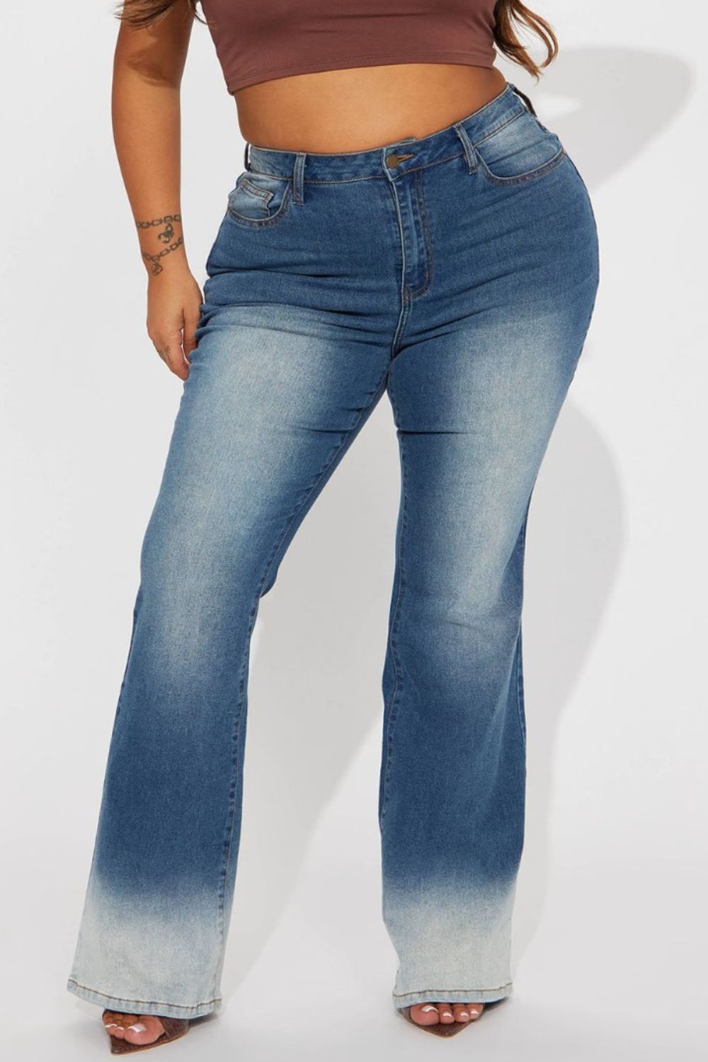 Pocketed Buttoned Straight Jeans - TRENDMELO