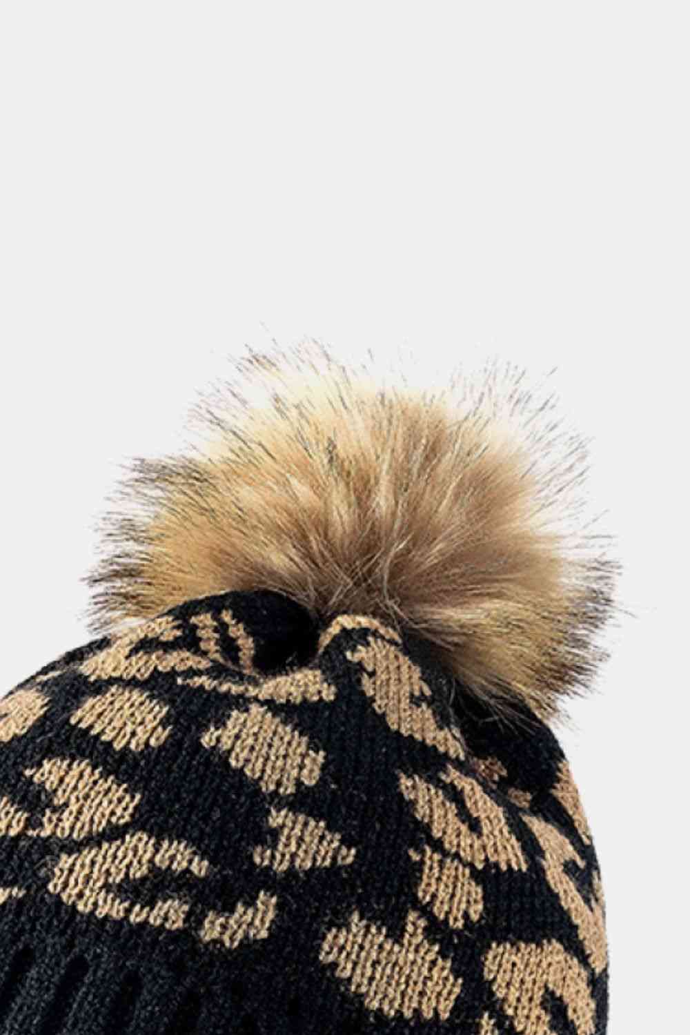 Leopard Pom-Pom Cuffed Beanie - TRENDMELO