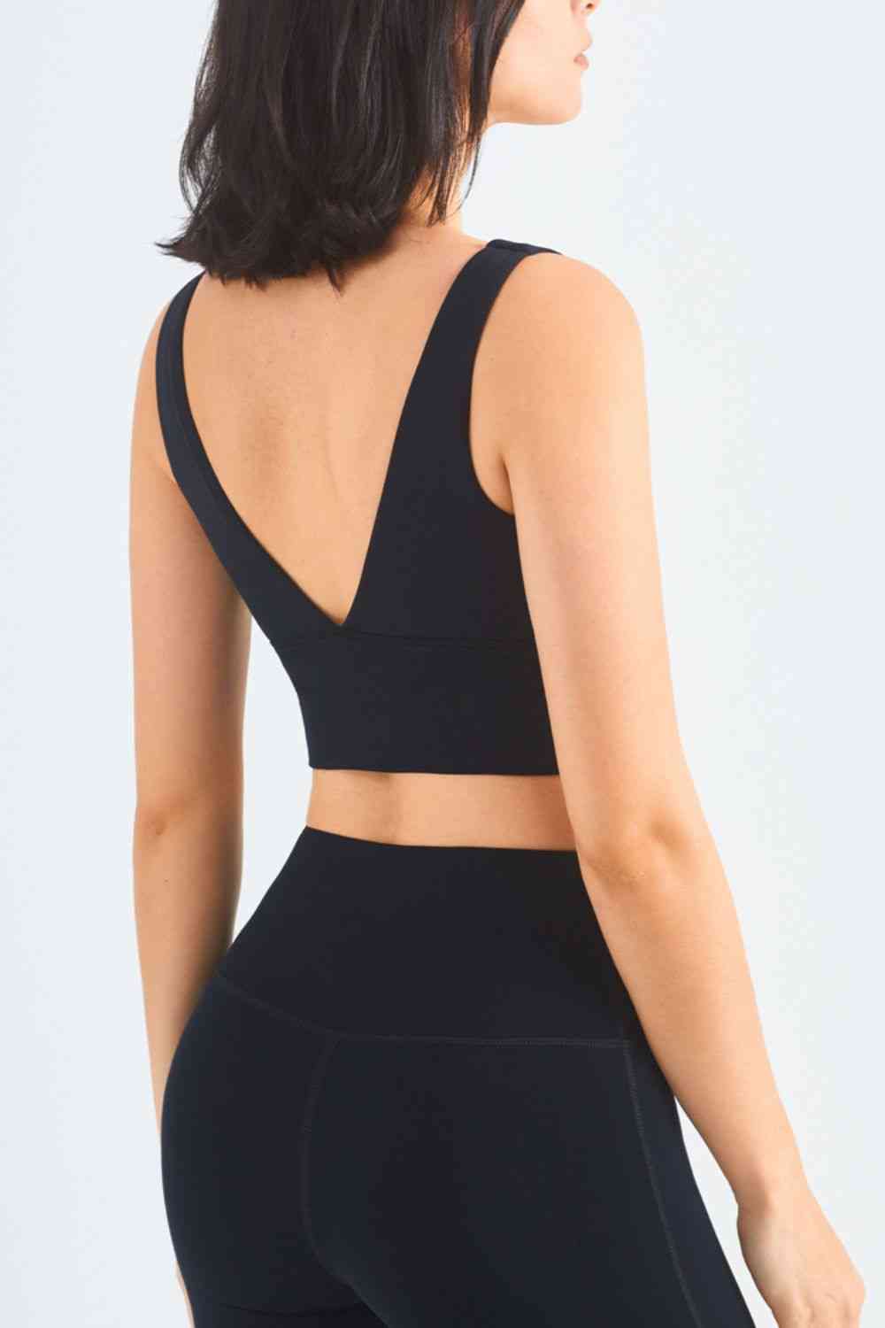 V-Back Sports Bra - TRENDMELO