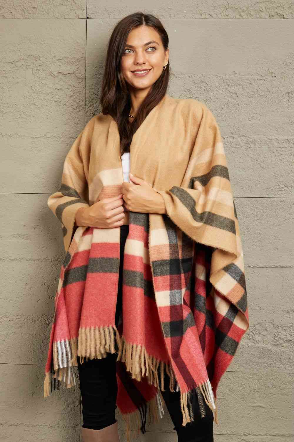 e.Luna Plaid Shawl Poncho Cardigan - TRENDMELO