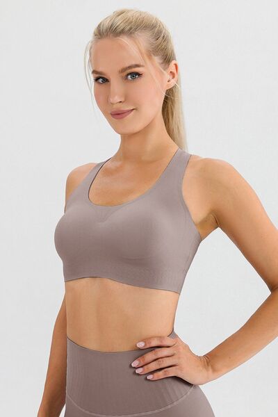 Round Neck Wide Strap Active Bra - TRENDMELO