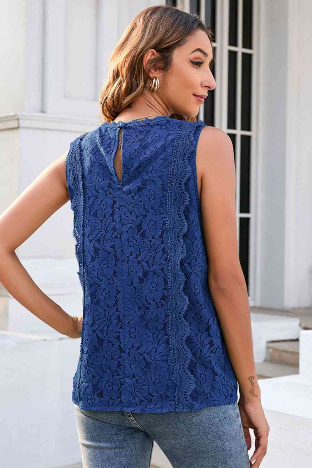 Lace V-Neck Tank - TRENDMELO