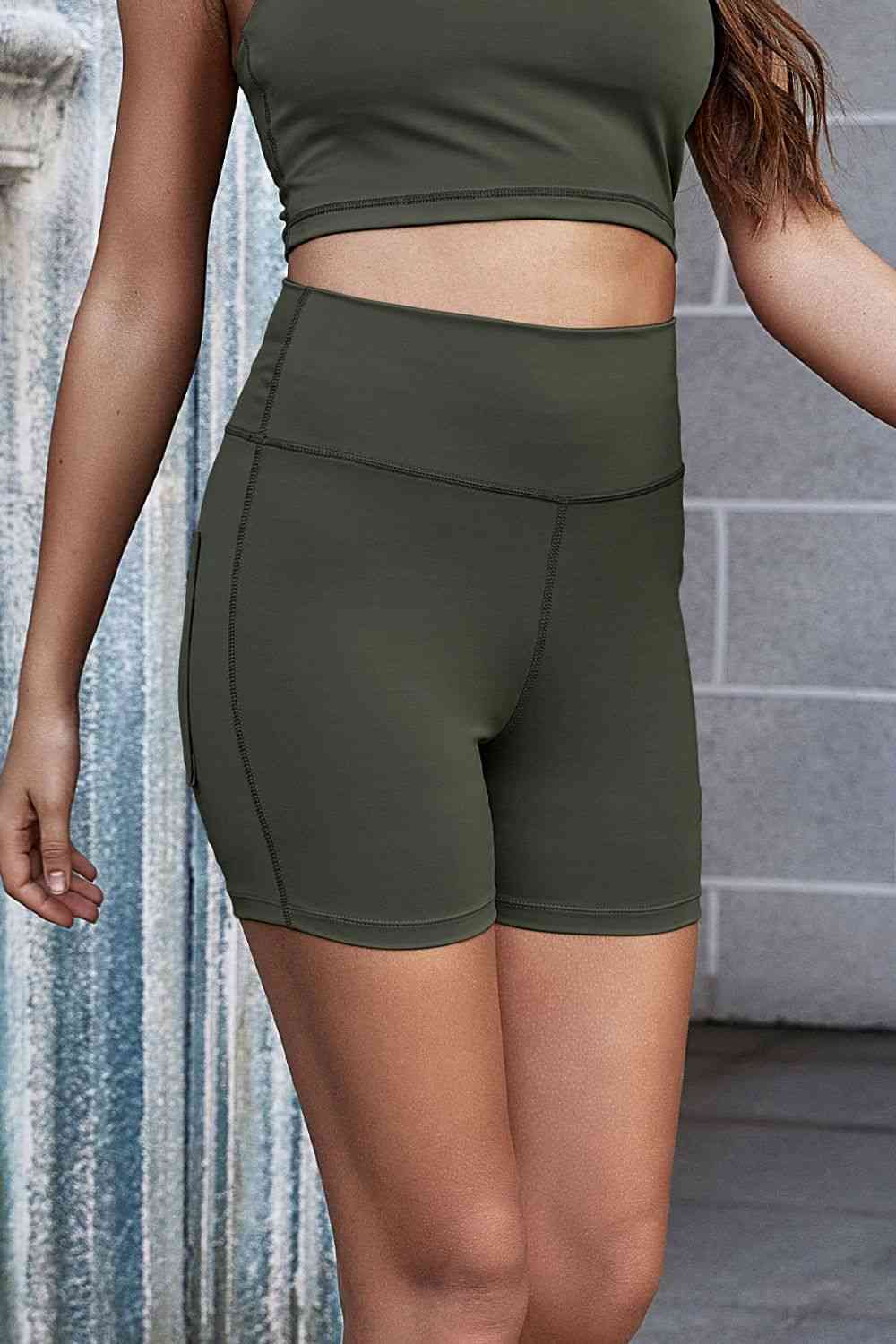 Exposed Seam Decorative Button Yoga Shorts - TRENDMELO