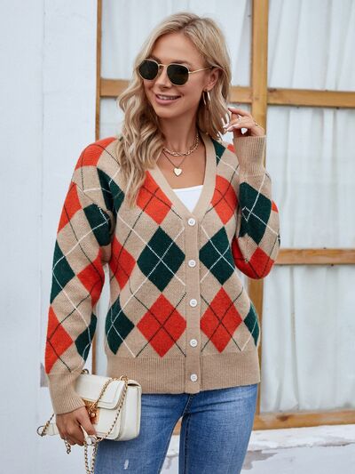 Plaid Contrast Button Up Cardigan - TRENDMELO