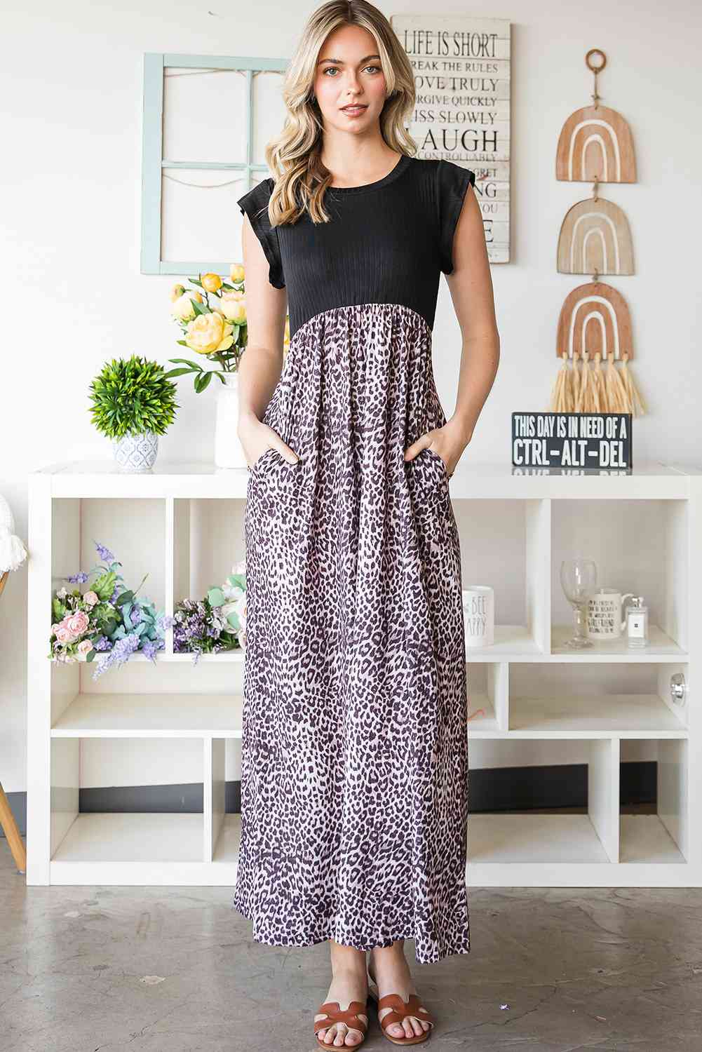 Leopard Print Round Neck Maxi Dress with Pockets - TRENDMELO