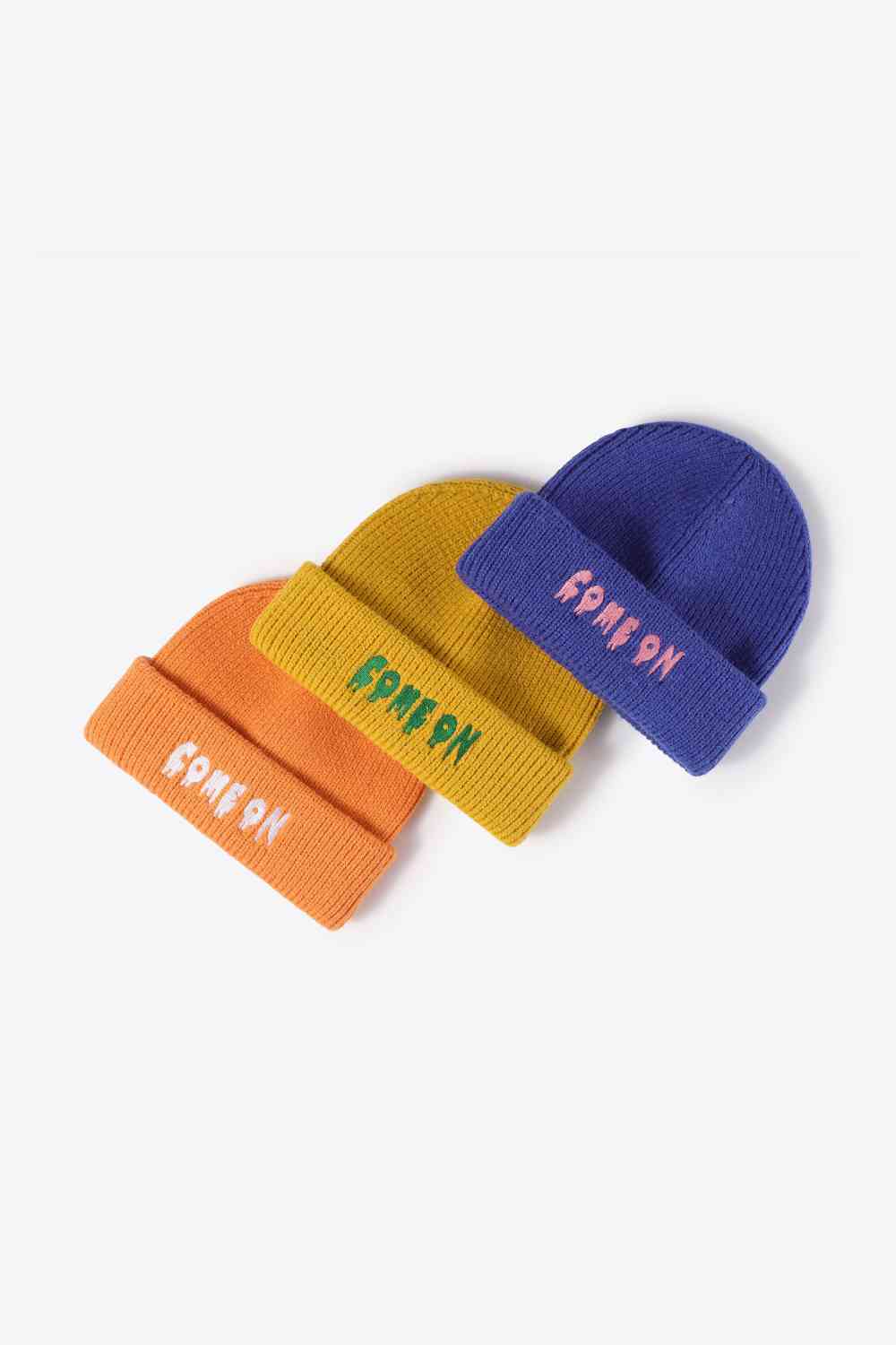 COME ON Embroidered Cuff Knit Beanie - TRENDMELO