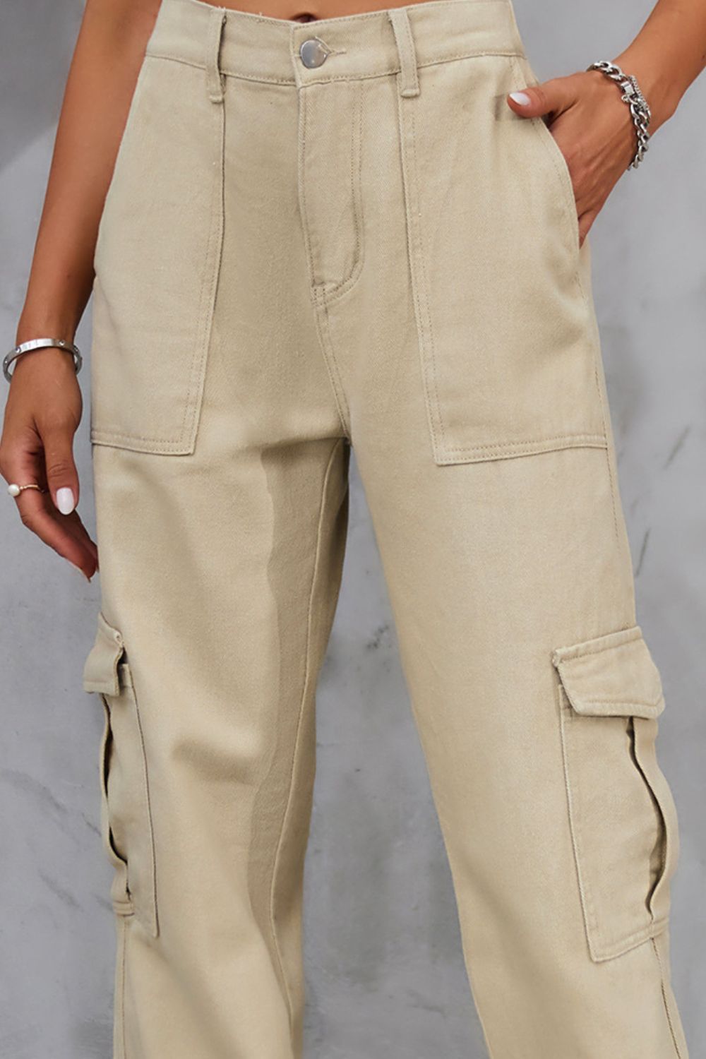 Buttoned High Waist Jeans with Pockets - TRENDMELO