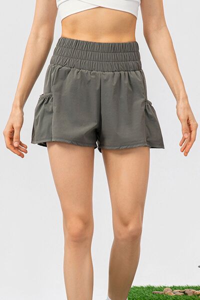 Elastic Waist Pocketed Active Shorts - TRENDMELO