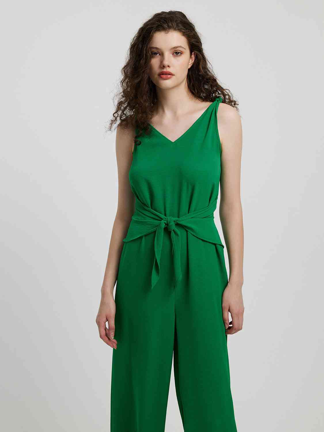 Knot Detail Tie Front Sleeveless Jumpsuit - TRENDMELO