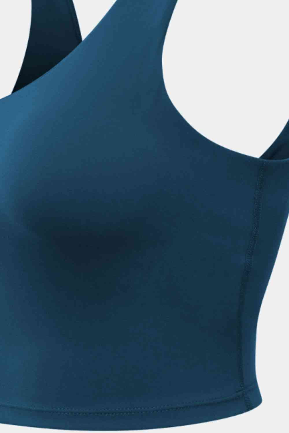 Cropped Scoop Neck Active Tank Top - TRENDMELO