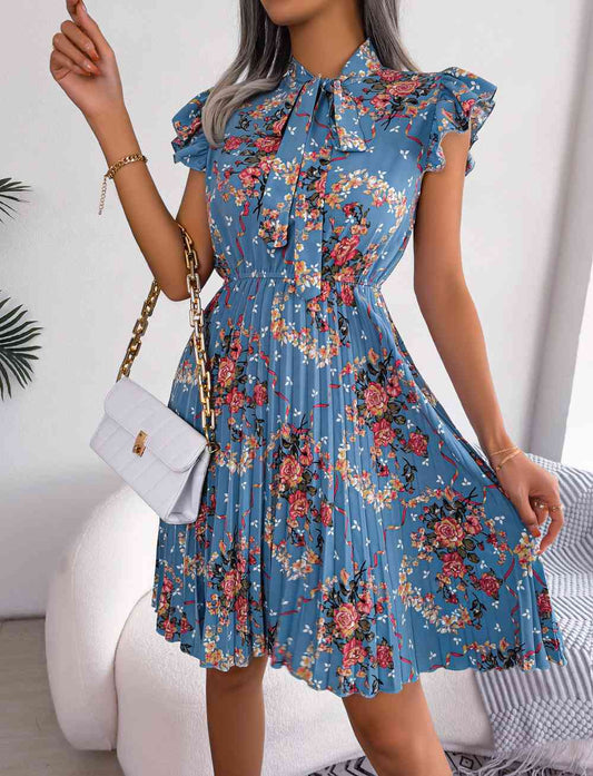 Pleated Floral Printed Tie Neck Knee Length Dress - TRENDMELO