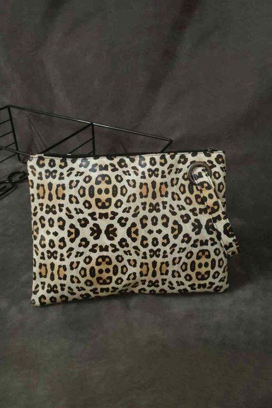 Leopard PU Leather Clutch - TRENDMELO