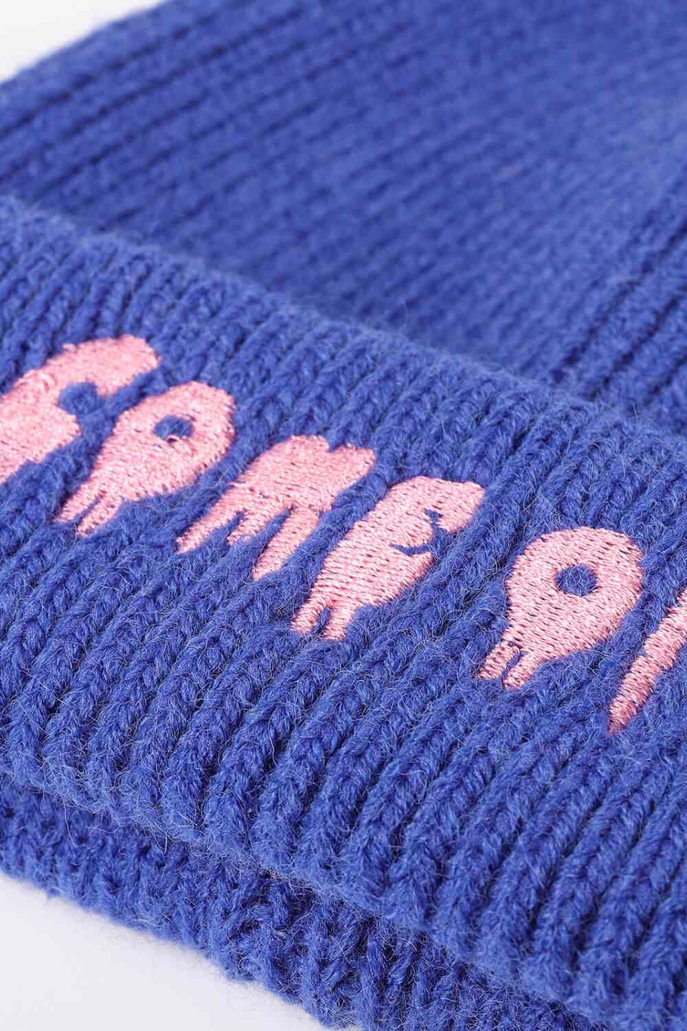 COME ON Embroidered Cuff Knit Beanie - TRENDMELO