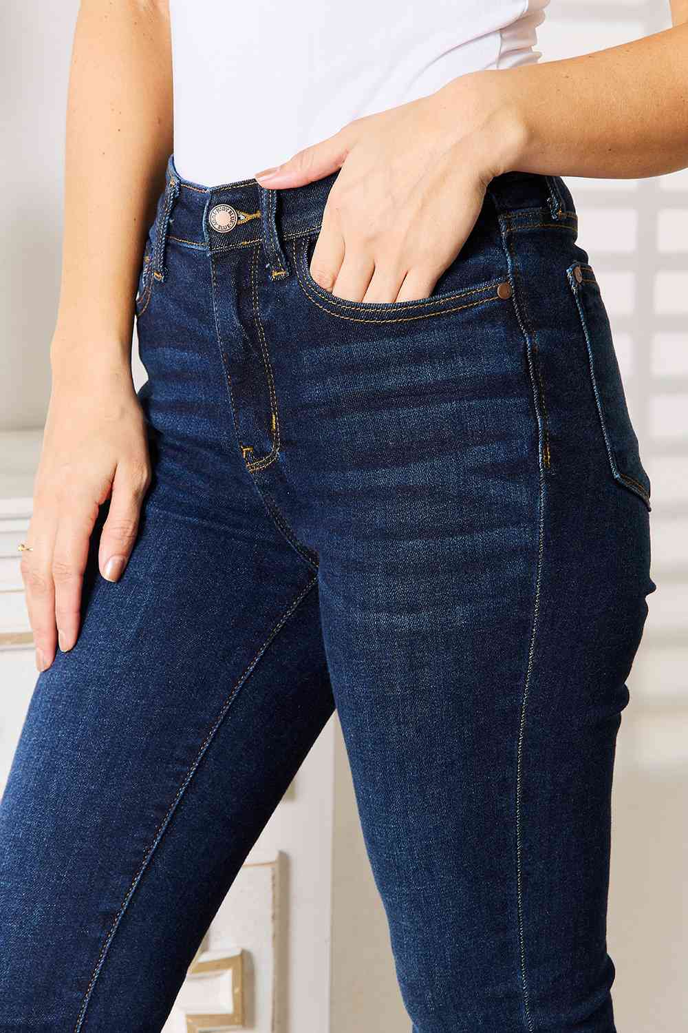 Judy Blue Full Size Skinny Jeans with Pockets - TRENDMELO