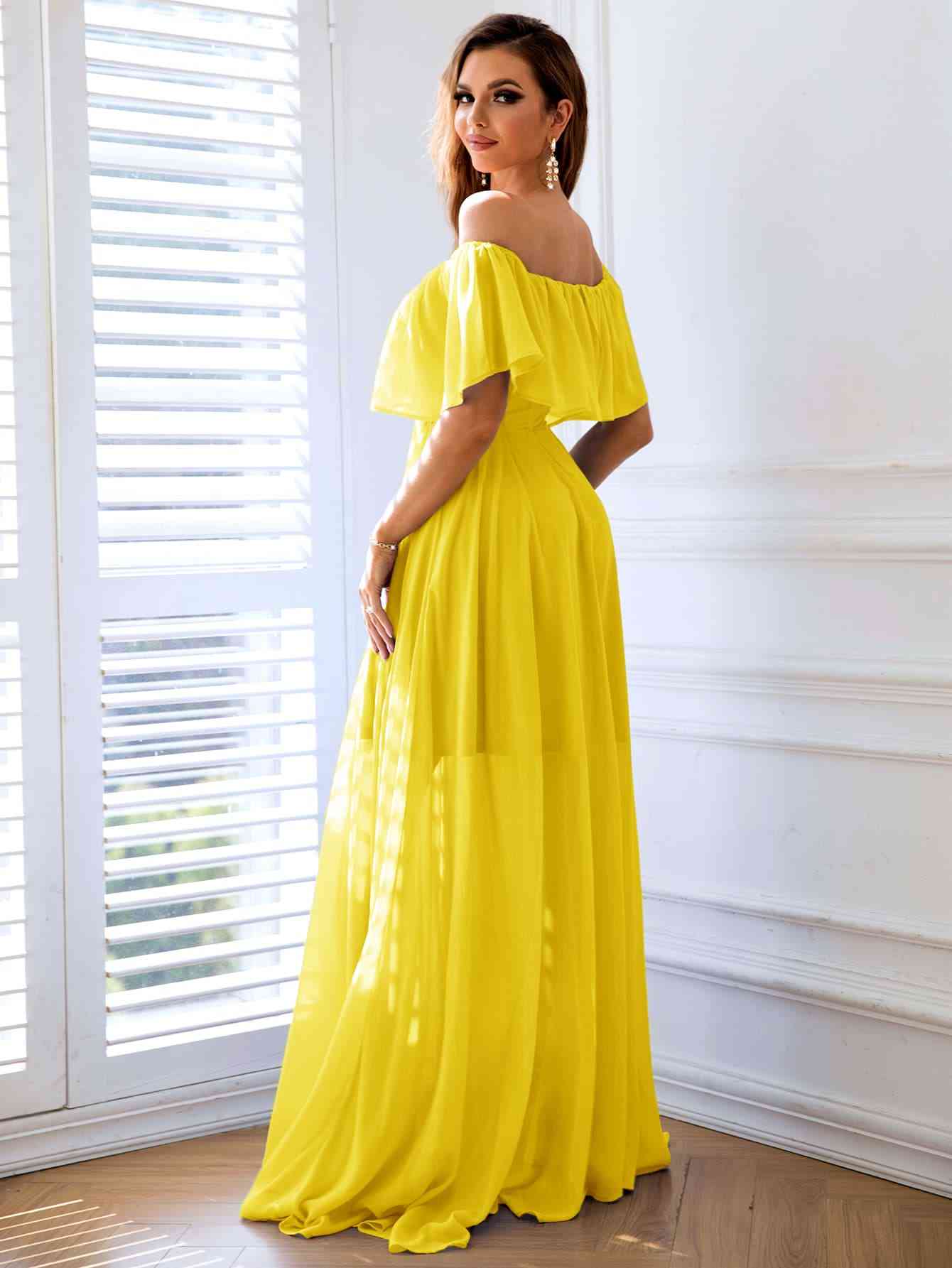 Off-Shoulder Layered Split Maxi Dress - TRENDMELO