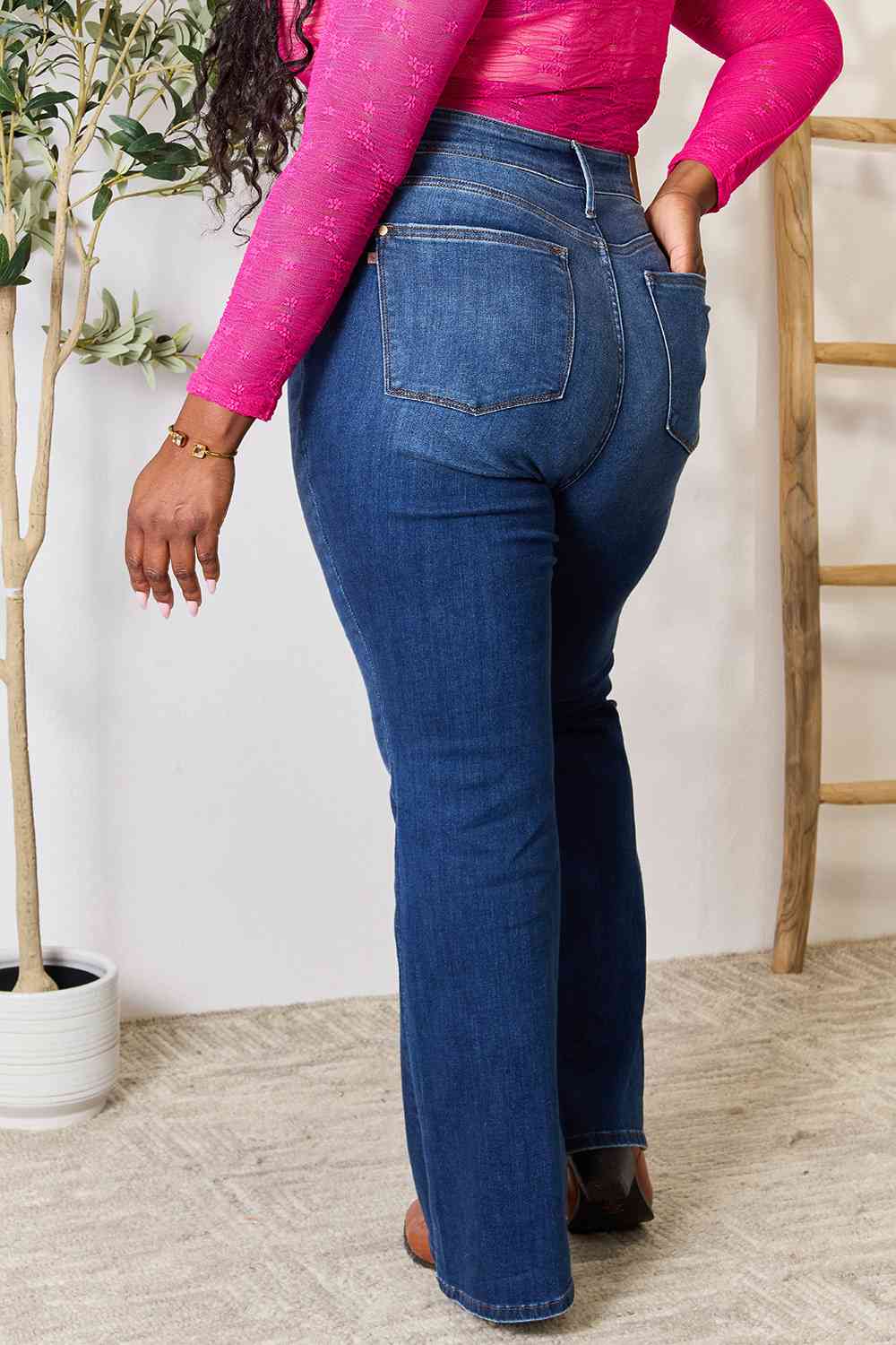 Judy Blue Full Size Flare Jeans with Pockets - TRENDMELO