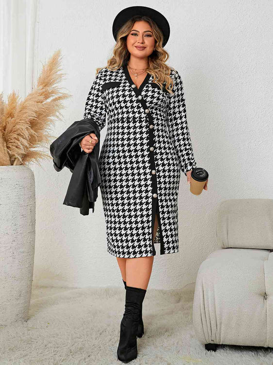 Plus Size Houndstooth Long Sleeve Slit Dress - TRENDMELO