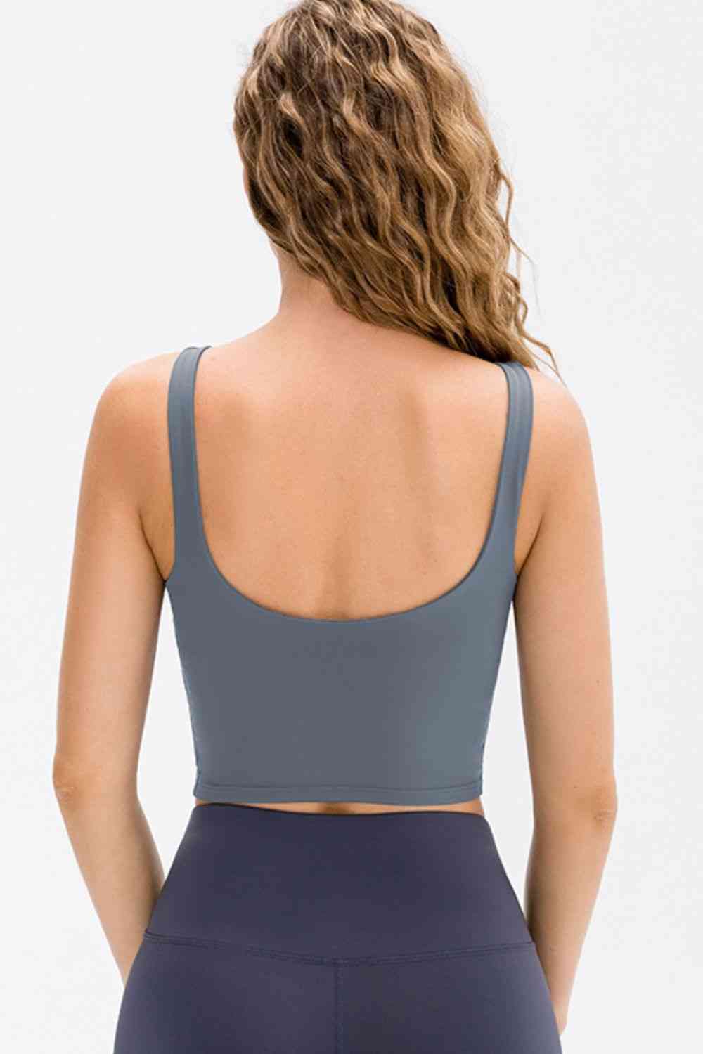 Cropped Scoop Neck Active Tank Top - TRENDMELO