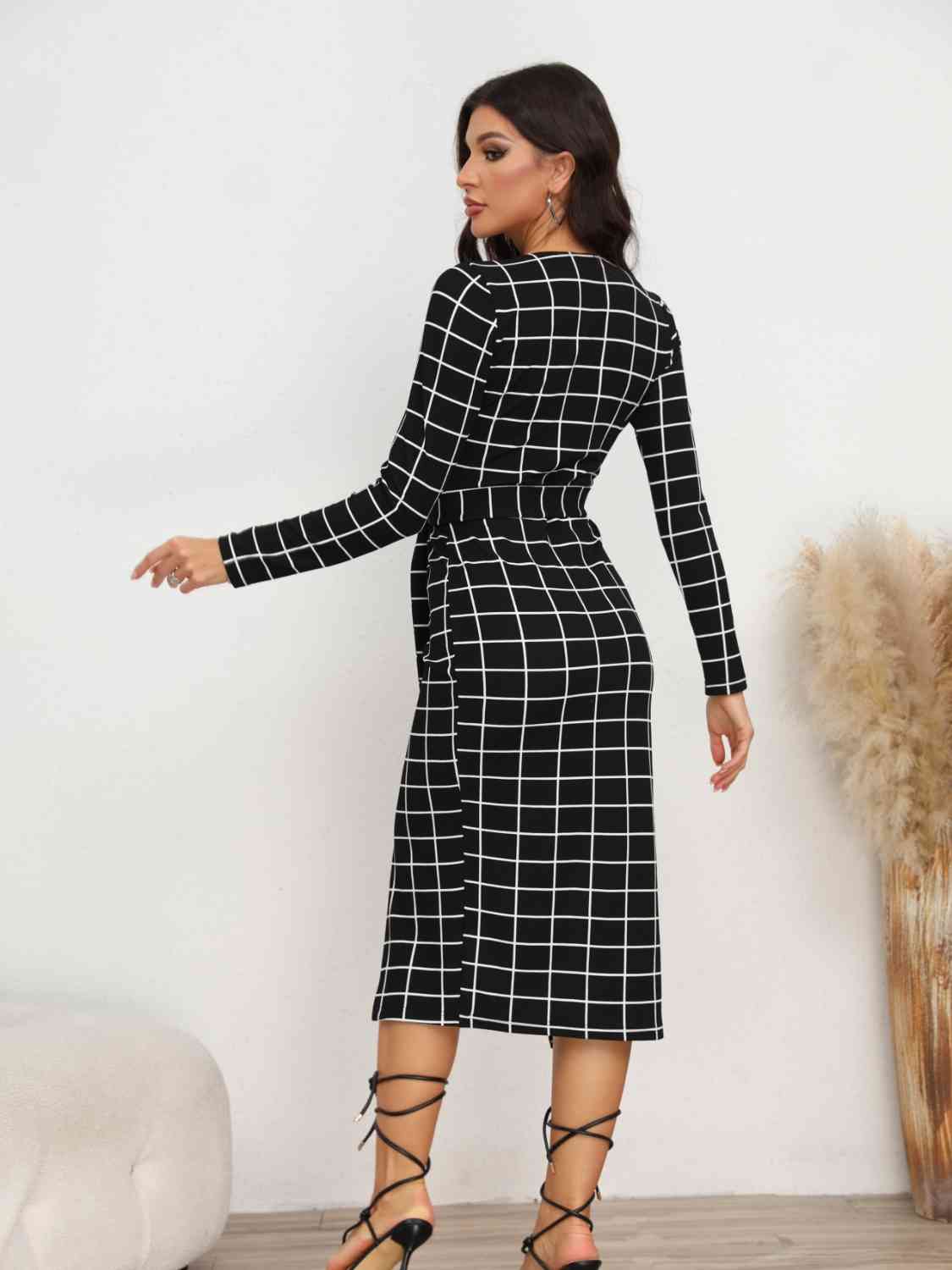 Plaid Long Sleeve Slit Dress - TRENDMELO