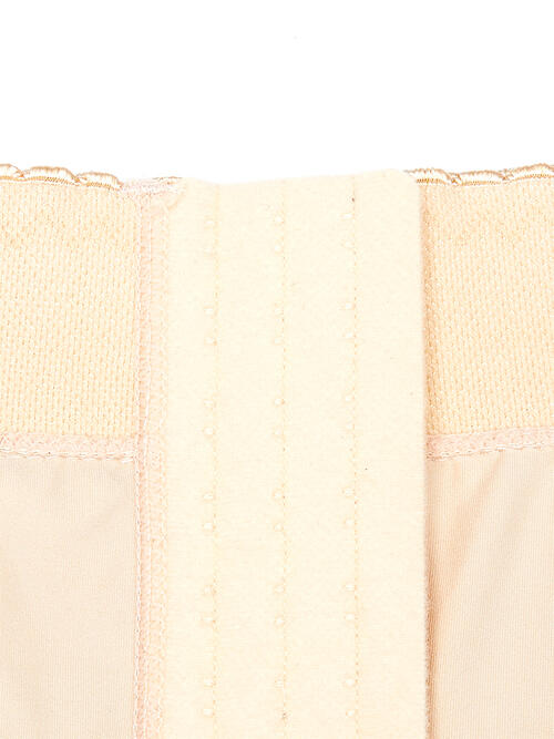 Full Size Lace Detail Hook-and-Eye Shaping Shorts - TRENDMELO