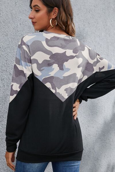 Camouflage Round Neck Long Sleeve Sweatshirt - TRENDMELO