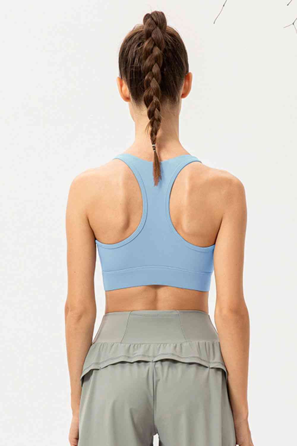 Zip-Up Round Neck Sports Bra - TRENDMELO