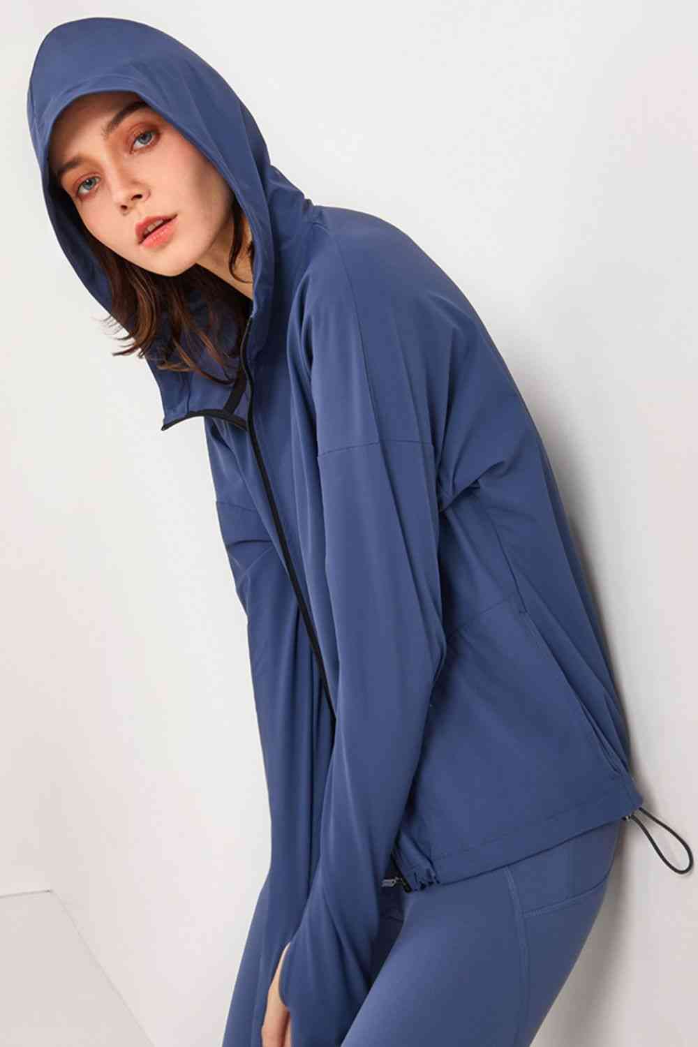 Thumbhole Sleeve Hooded Sports Jacket - TRENDMELO