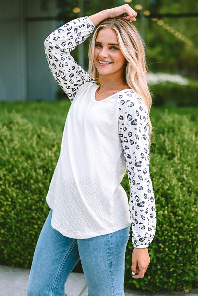 Leopard Round Neck Long Sleeve T-Shirt - TRENDMELO