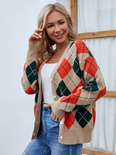 Plaid Contrast Button Up Cardigan - TRENDMELO